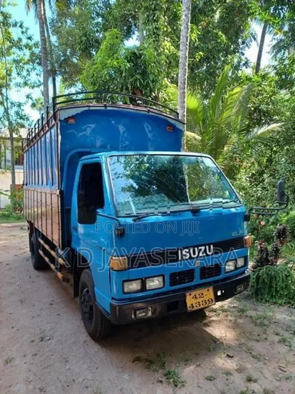 Isuzu Elf NKR 1985