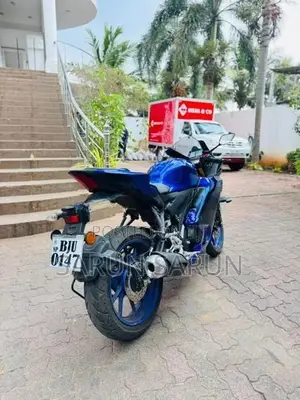 Yamaha R15 2025