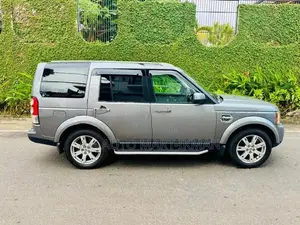 Land Rover Discovery XA SD4 V6 2012