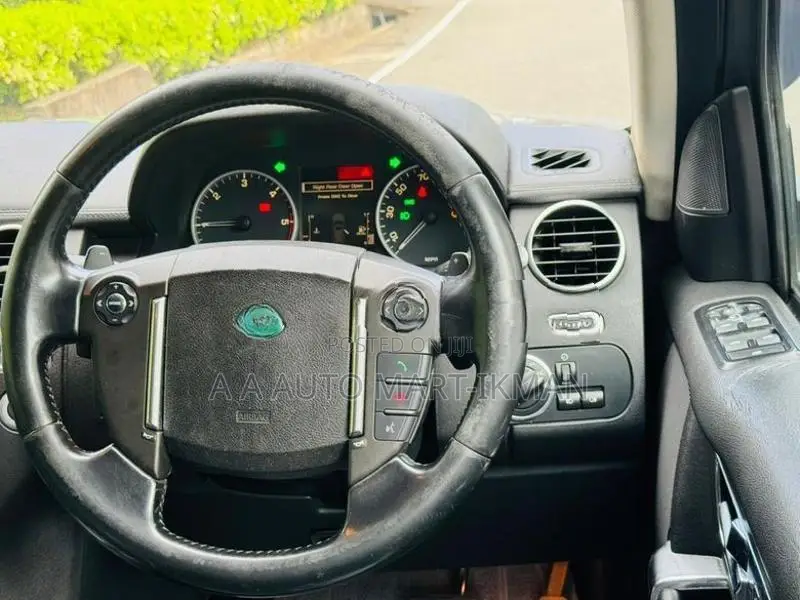Land Rover Discovery XA SD4 V6 2012