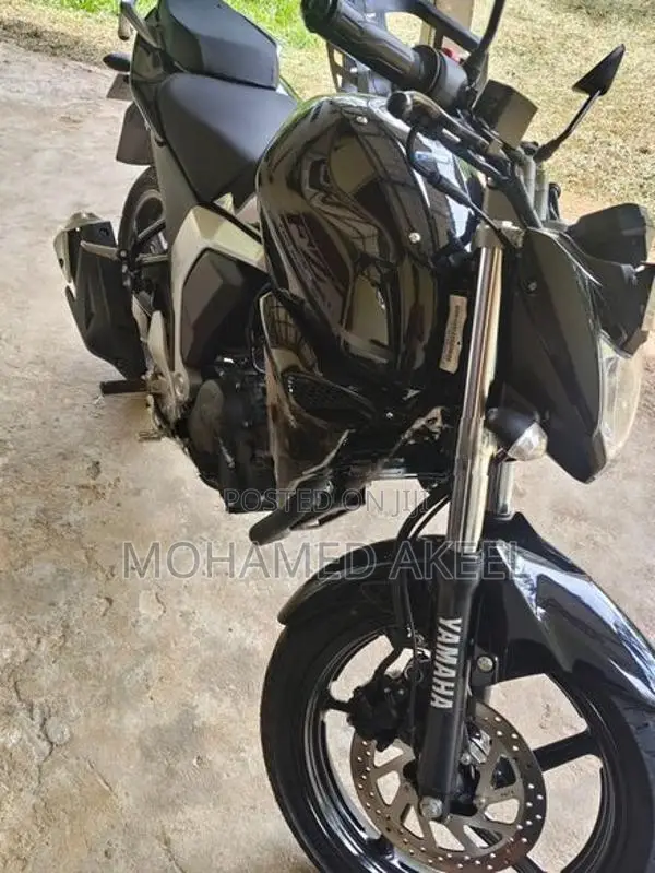 Yamaha FZs V2 2025