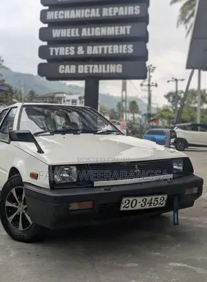 Mitsubishi 1990