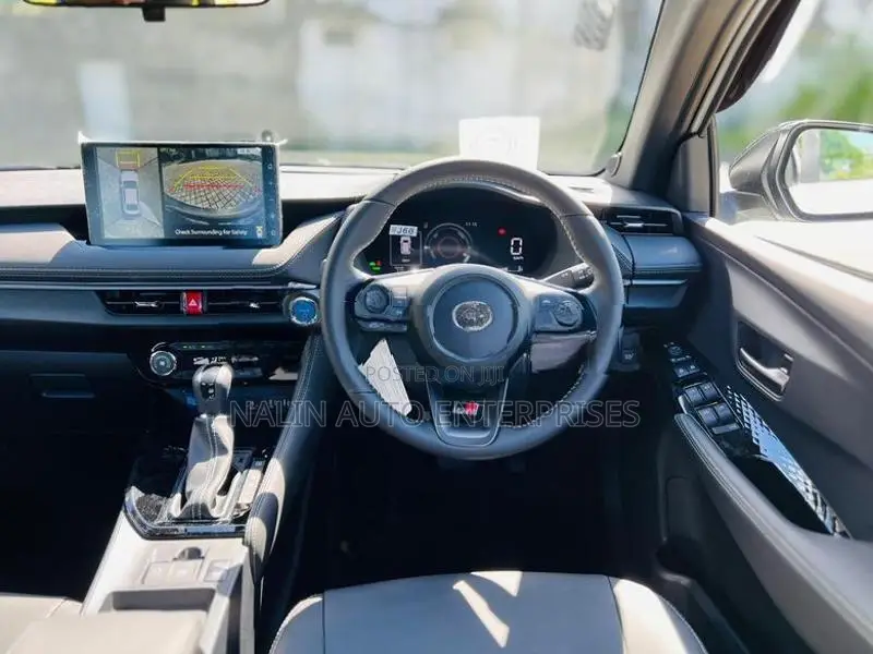 Toyota Yaris Ativ GR Sport Hybrid 2025