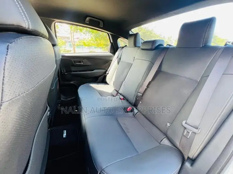 Toyota Yaris Ativ GR Sport Hybrid 2025