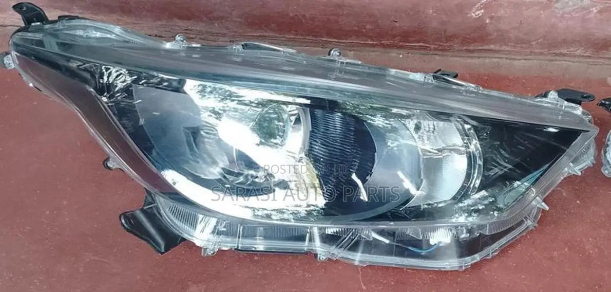 Yaris Cross Head Light