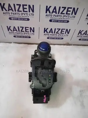 Toyota Aqua Gear Shifter