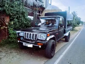 Mahindra Bolero Maxi Truck 2012