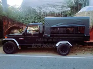 Mahindra Bolero Maxi Truck 2012