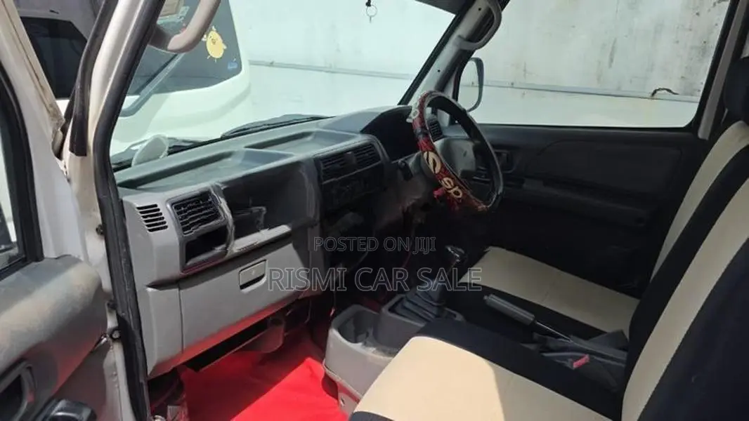 Mitsubishi Minicab 2002
