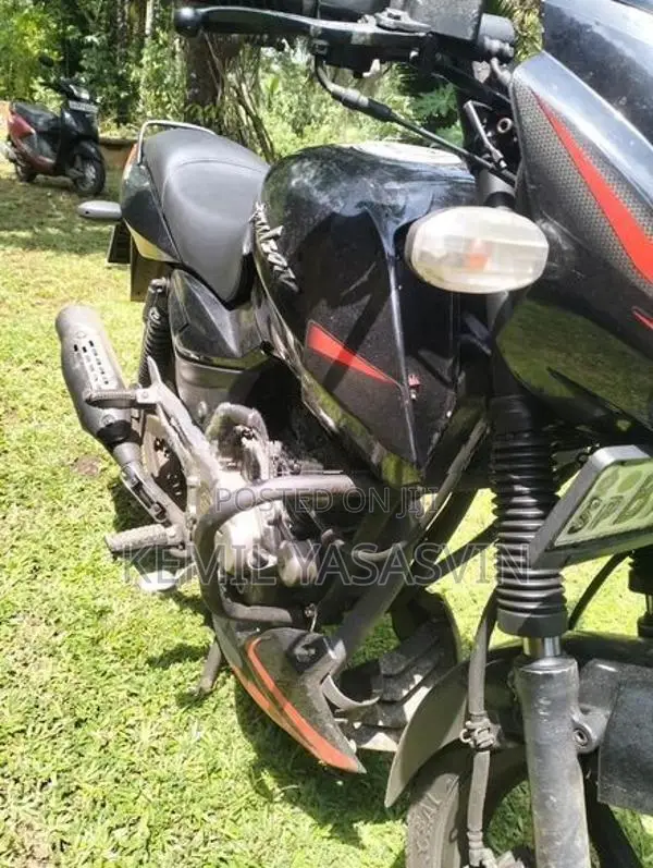 Bajaj Pulsar 150 2012