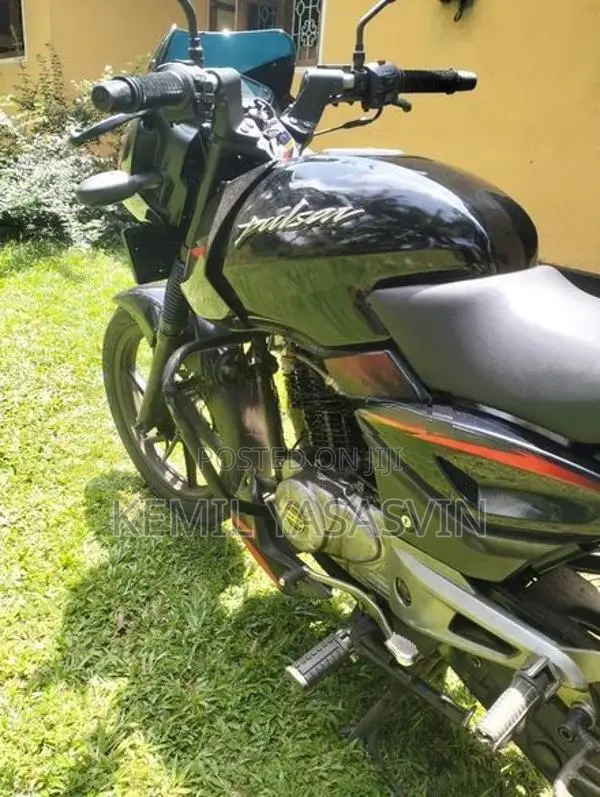 Bajaj Pulsar 150 2012