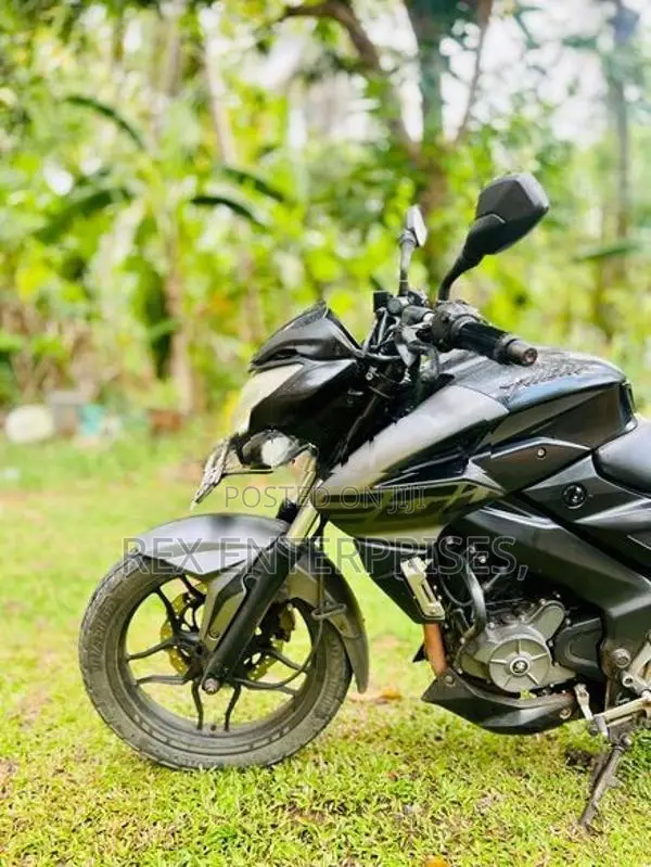 Bajaj Pulsar NS200 2018