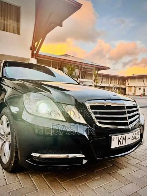 Mercedes Benz E200 2010