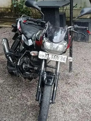 Bajaj Discover 2012