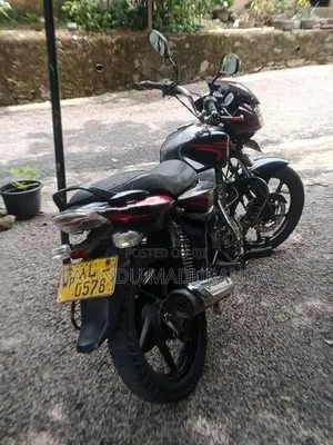 Bajaj Discover 2012