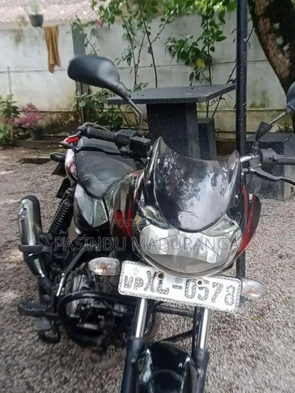 Bajaj Discover 2012
