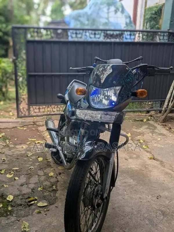 Bajaj CT100 2007