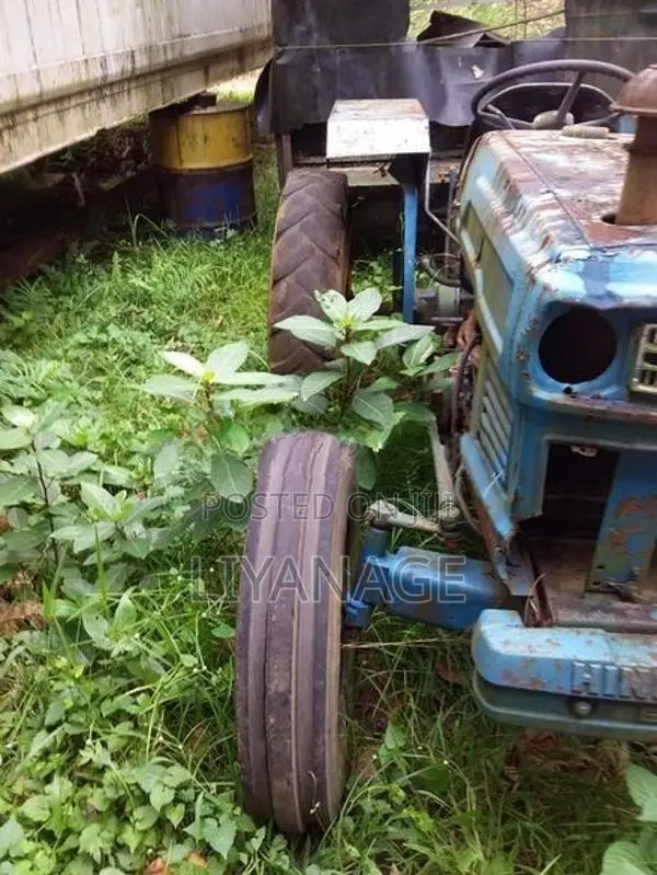 Hinomoto E28 Tractor 1979