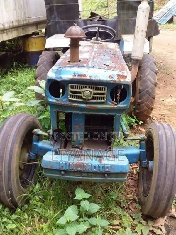 Hinomoto E28 Tractor 1979