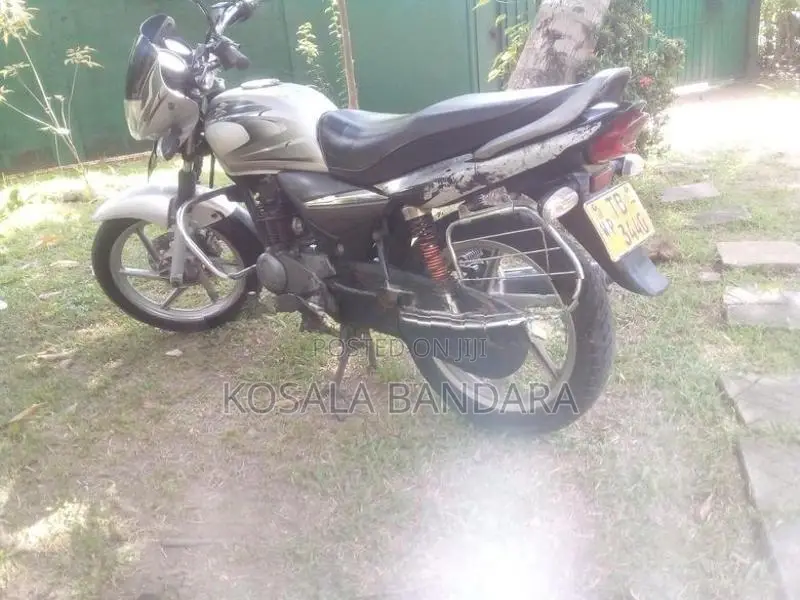 Bajaj Platina 100 2006