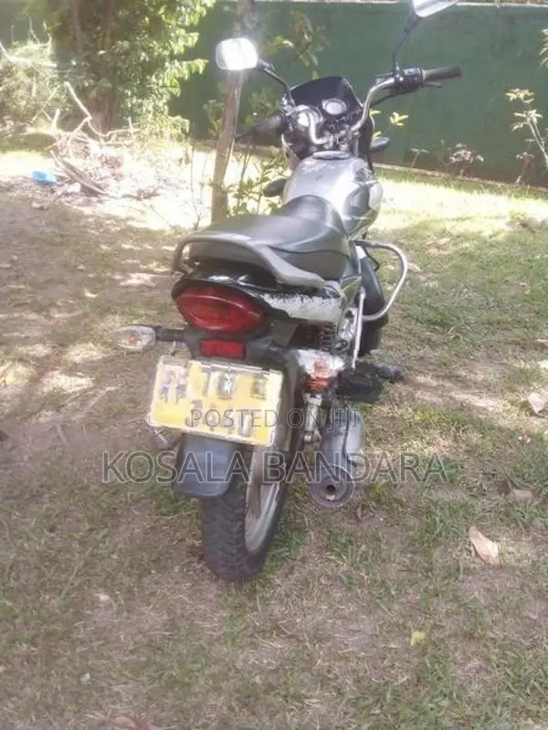 Bajaj Platina 100 2006