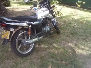 Bajaj Platina 100 2006