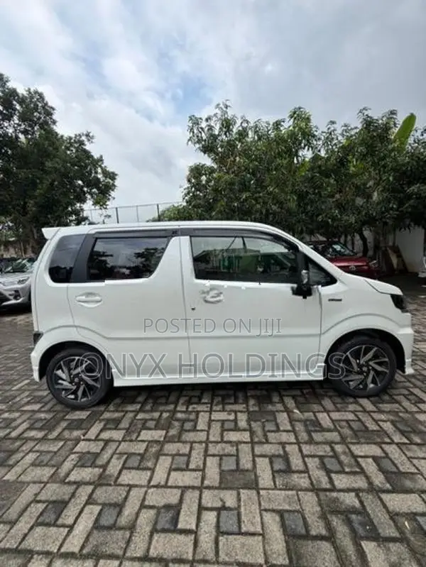 Suzuki Wagon R ZX 4 Way Camera 2026