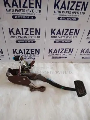 Toyota Aqua Brake Pedal