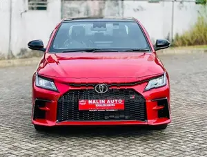 Toyota Yaris Ativ GR Sport Hybrid 2025