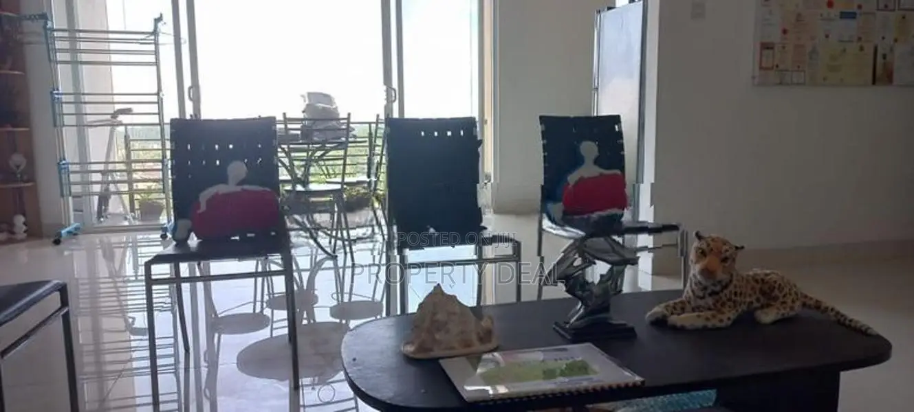 3 Bedrooms Apartment for Sale in Battaramulla - PDA121