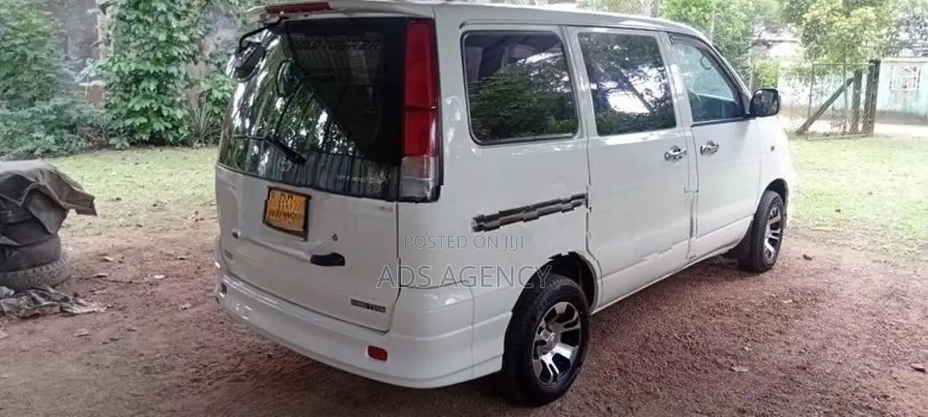 Toyota Townace Noah KR42 2007