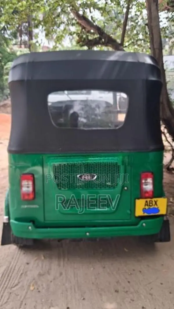 Bajaj RE 2026