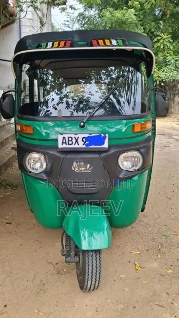 Bajaj RE 2026