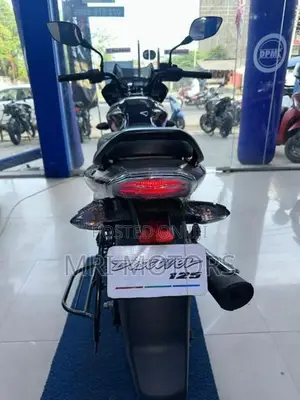 Bajaj Discover 125 2026