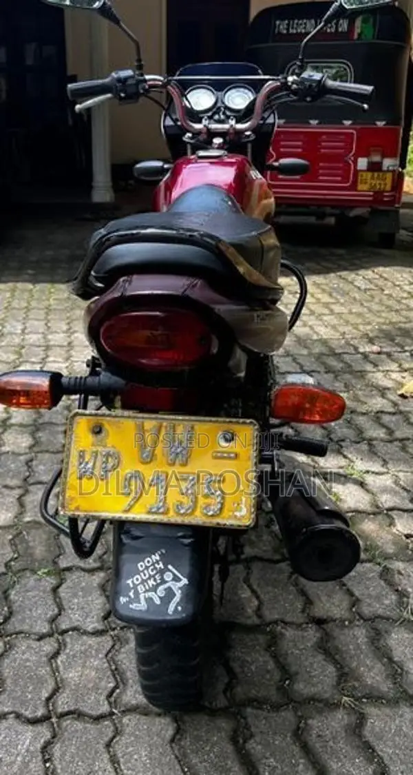 Bajaj Platina 2010