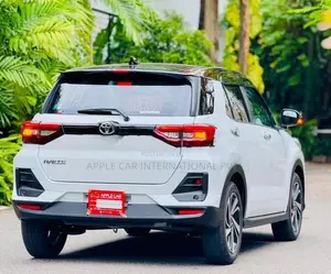 Toyota Raize Z Hybrid Premium 2026