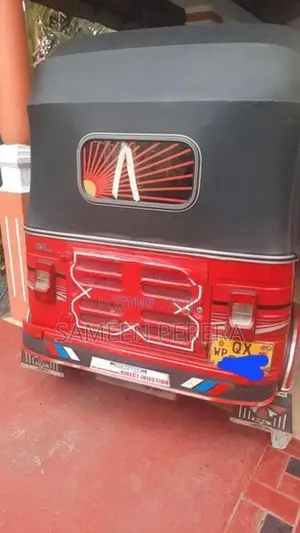 Bajaj RE 2010