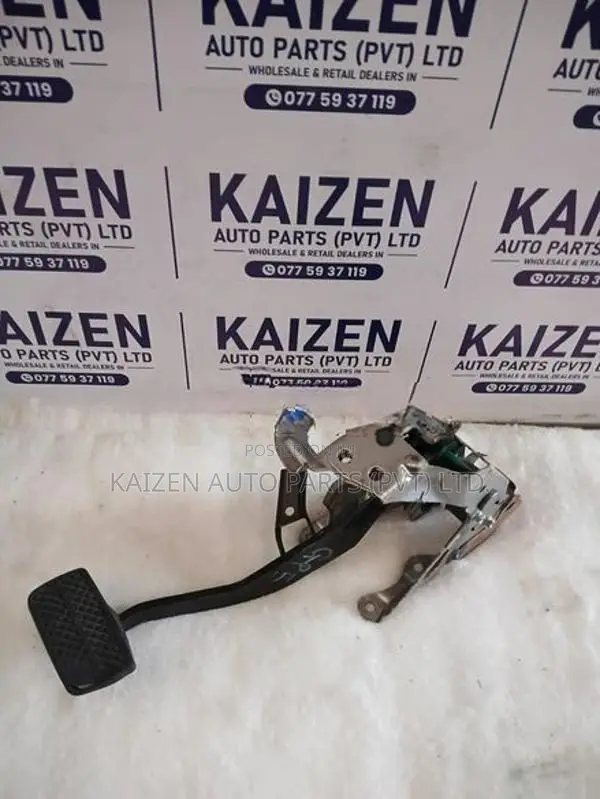 Honda Fit GP5 Brake Pedal