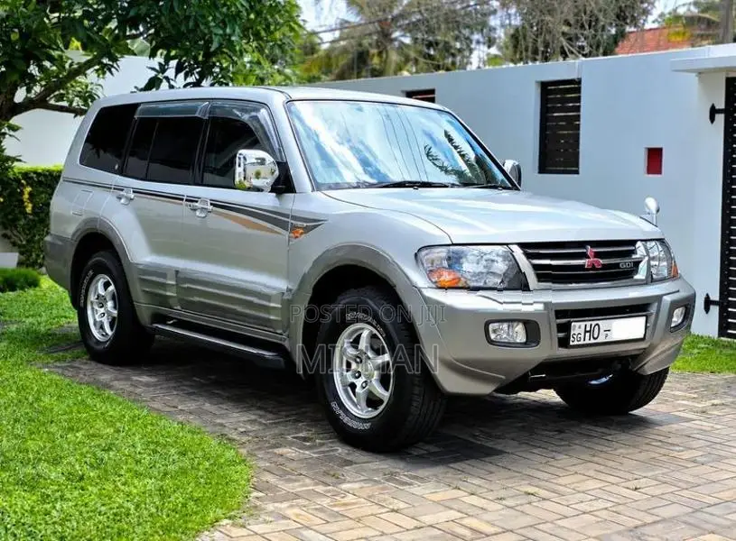 Mitsubishi Montero Pajero V75W 2000