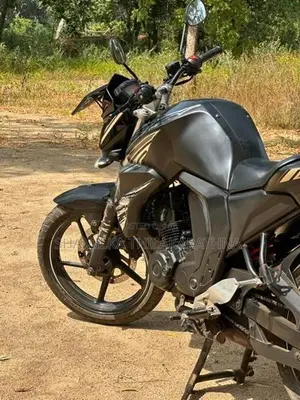 Yamaha FZs V2 Dark Knight 2018