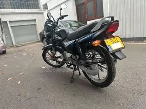 Bajaj CT100 2024