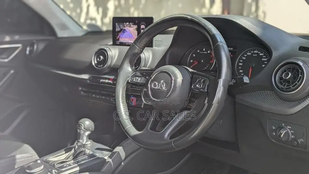 Audi Q2 S-Line 2018