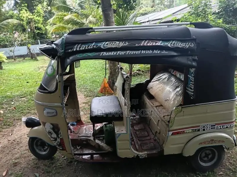 Bajaj RE 1997