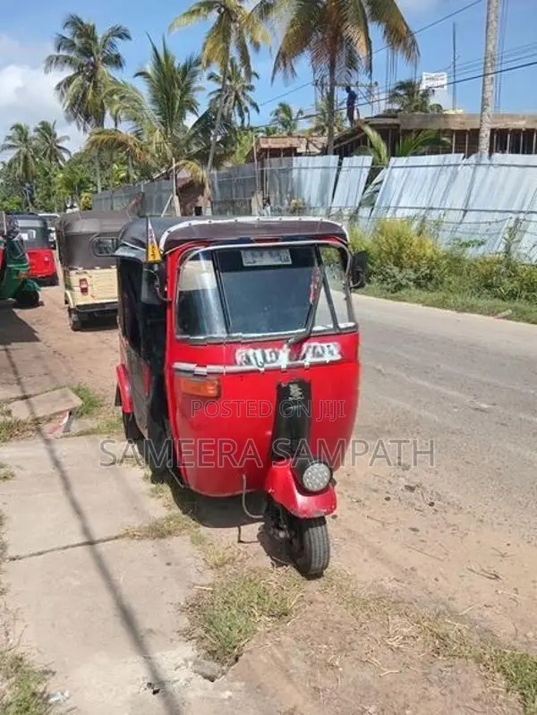 Bajaj RE 2007