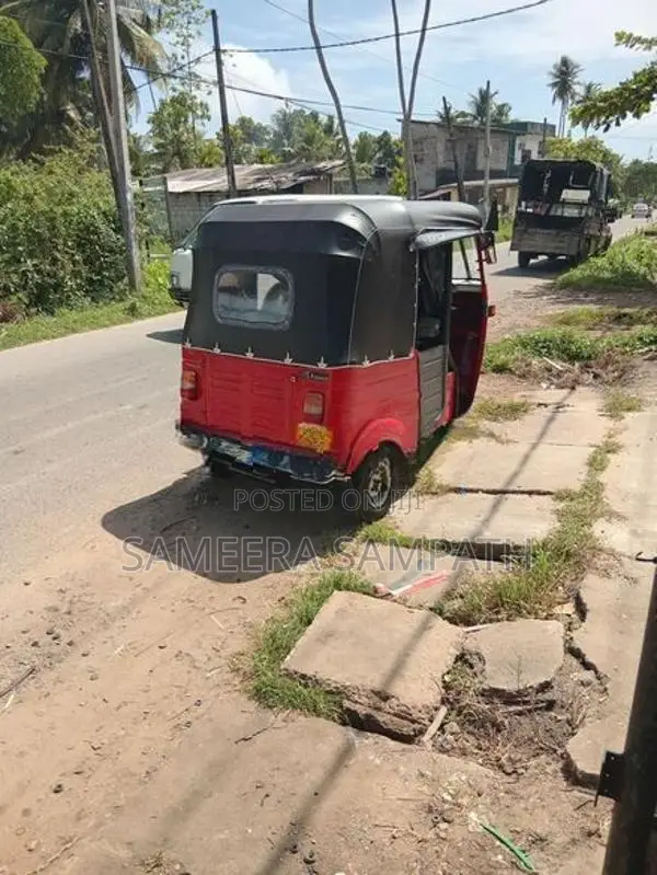 Bajaj RE 2007