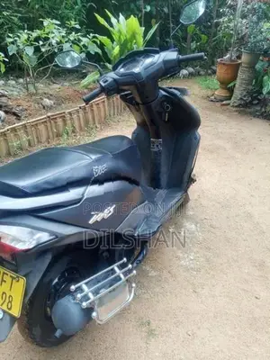 Honda Dio 2017
