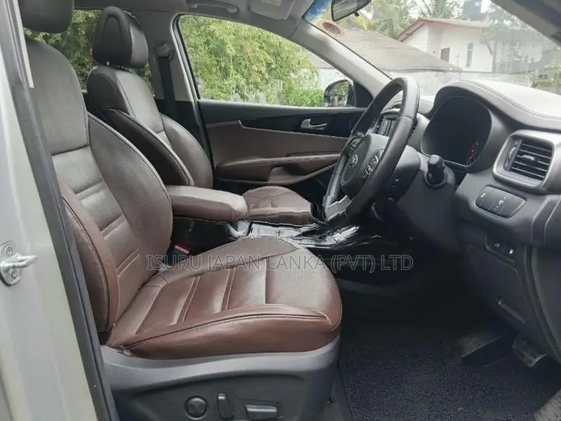 Kia Sorento 1 TO 24 2015