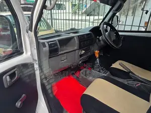 Mitsubishi Minicab 2002