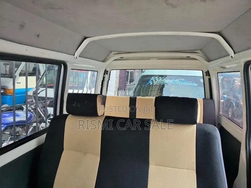 Mitsubishi Minicab 2002
