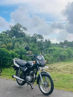 Bajaj CT100 2005